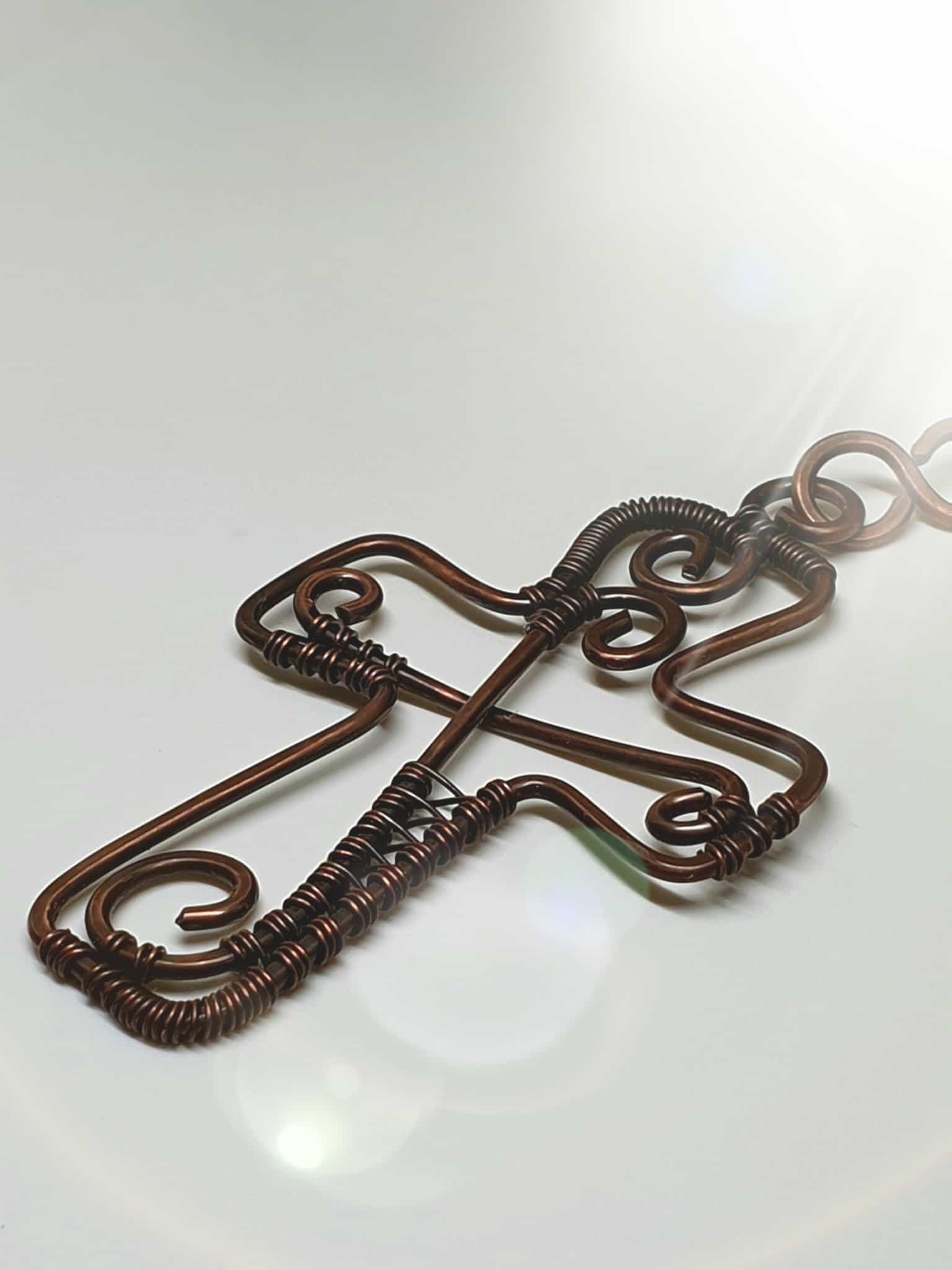 Cross pendant