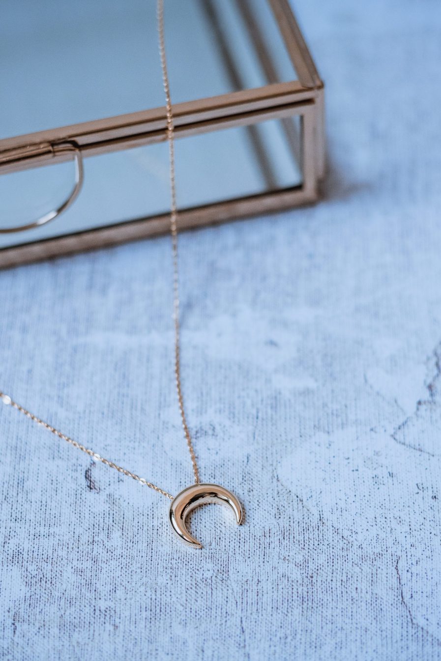 925 Sterling Silver Smooth Moon Minimalist Necklace