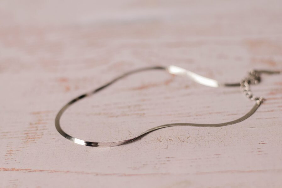 simple line anklet