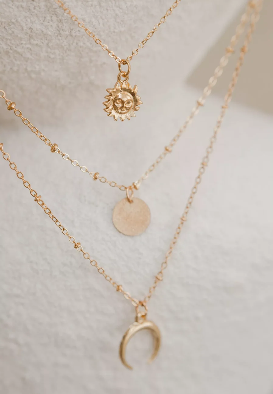 Four layer necklace