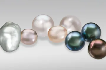 what color are natural pearls
