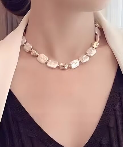 Buckle necklace